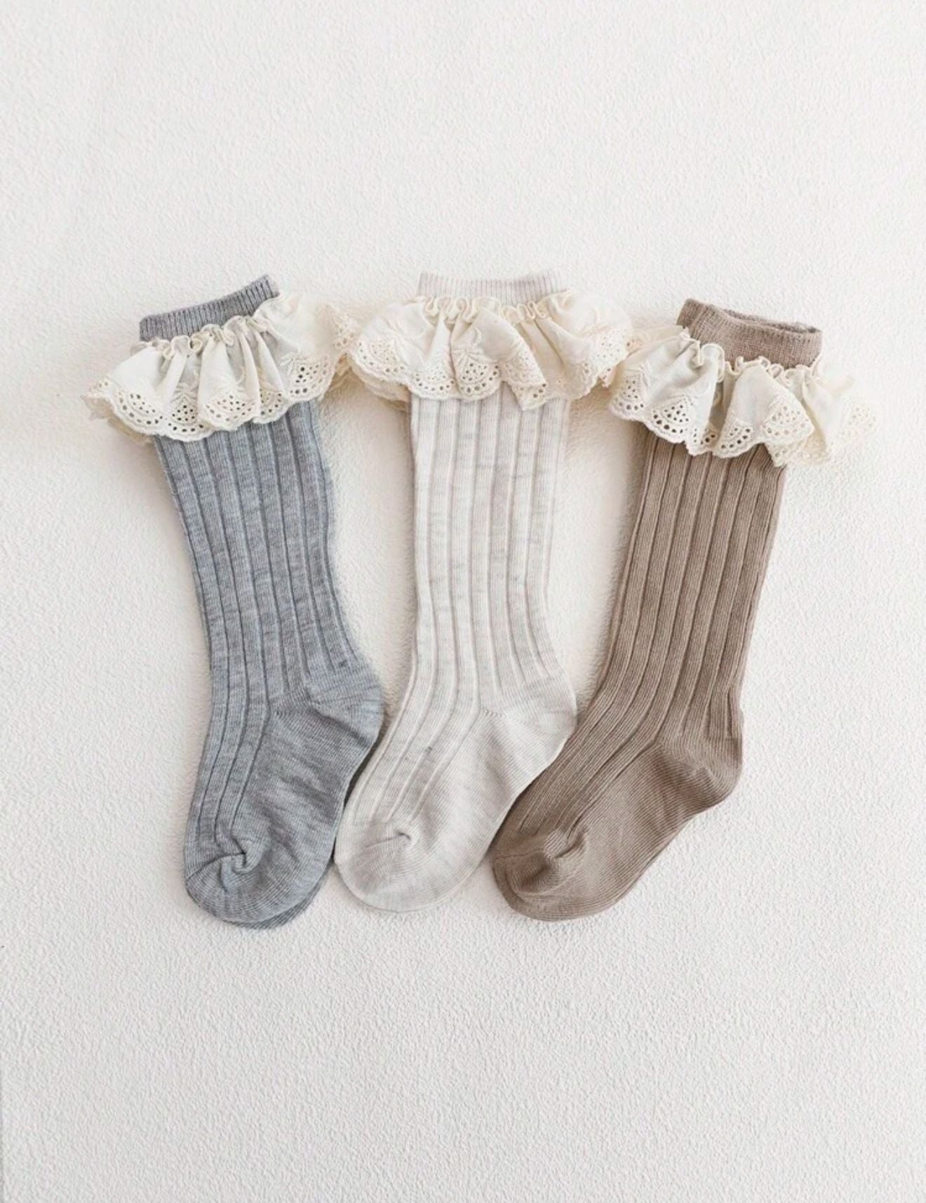 Ruffle High Socks